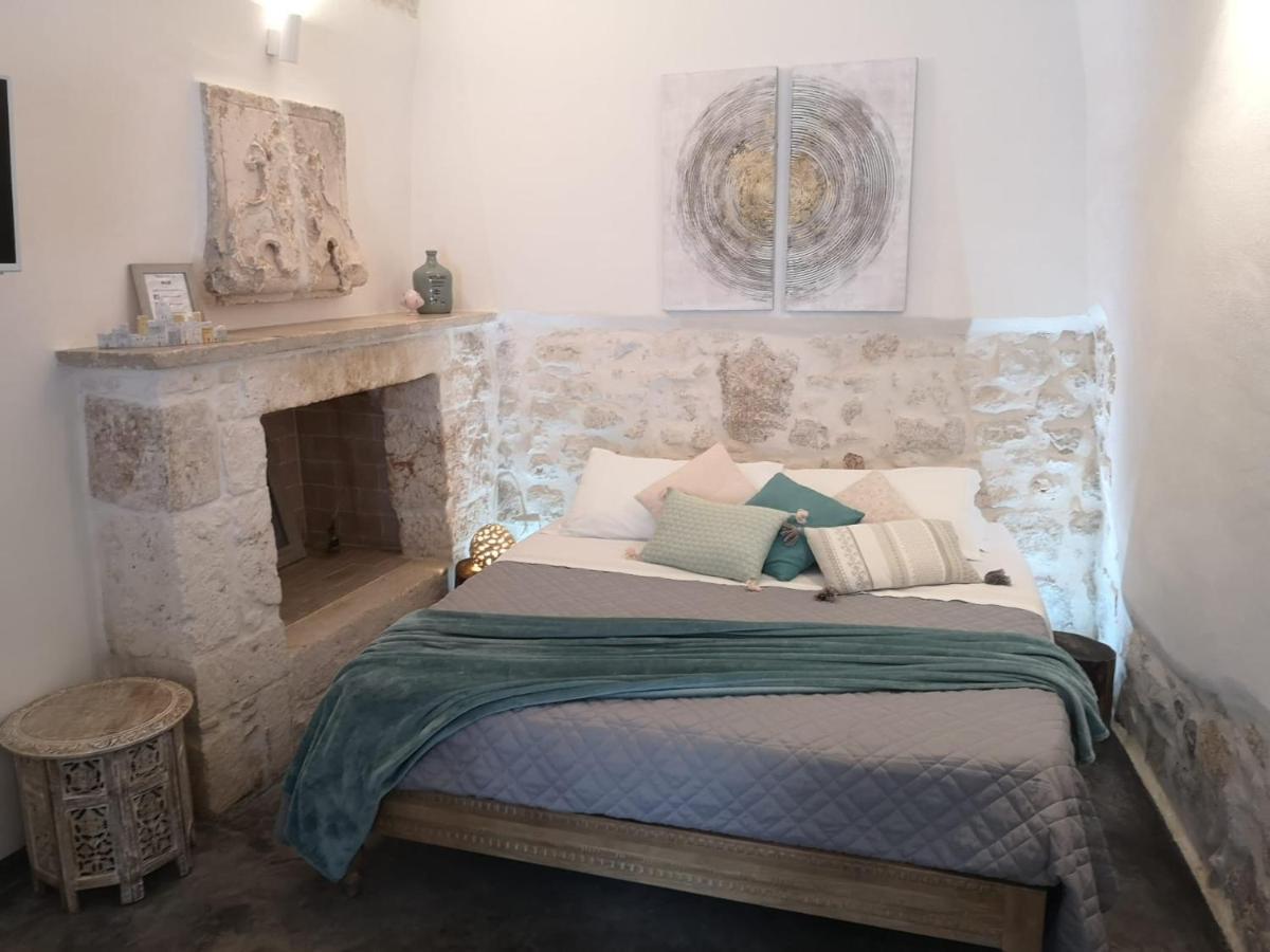 White Luxury Suite Ostuni By Gonewlocation 외부 사진