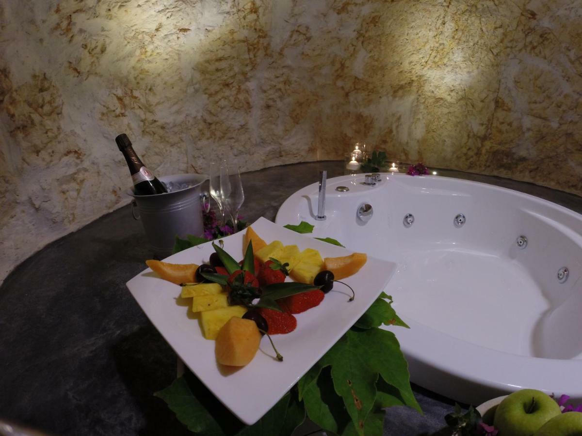 White Luxury Suite Ostuni By Gonewlocation 외부 사진