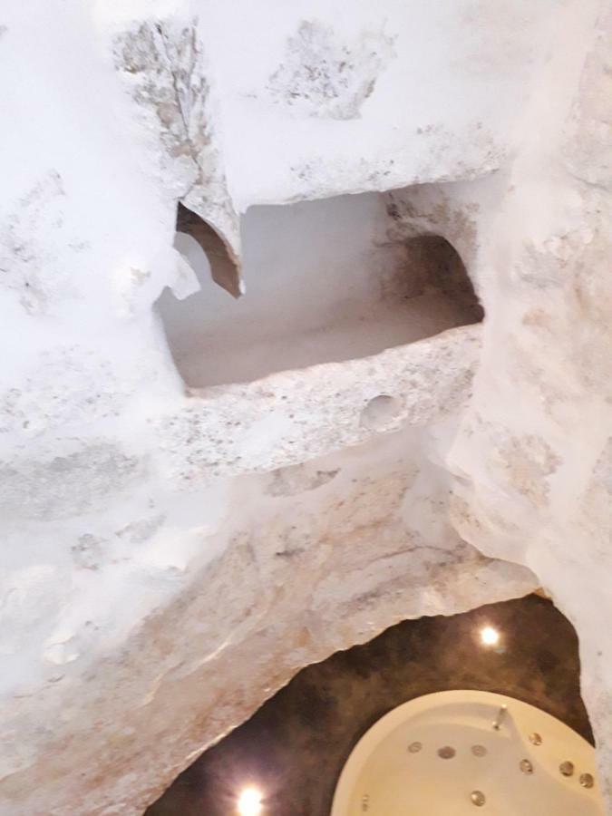 White Luxury Suite Ostuni By Gonewlocation 외부 사진